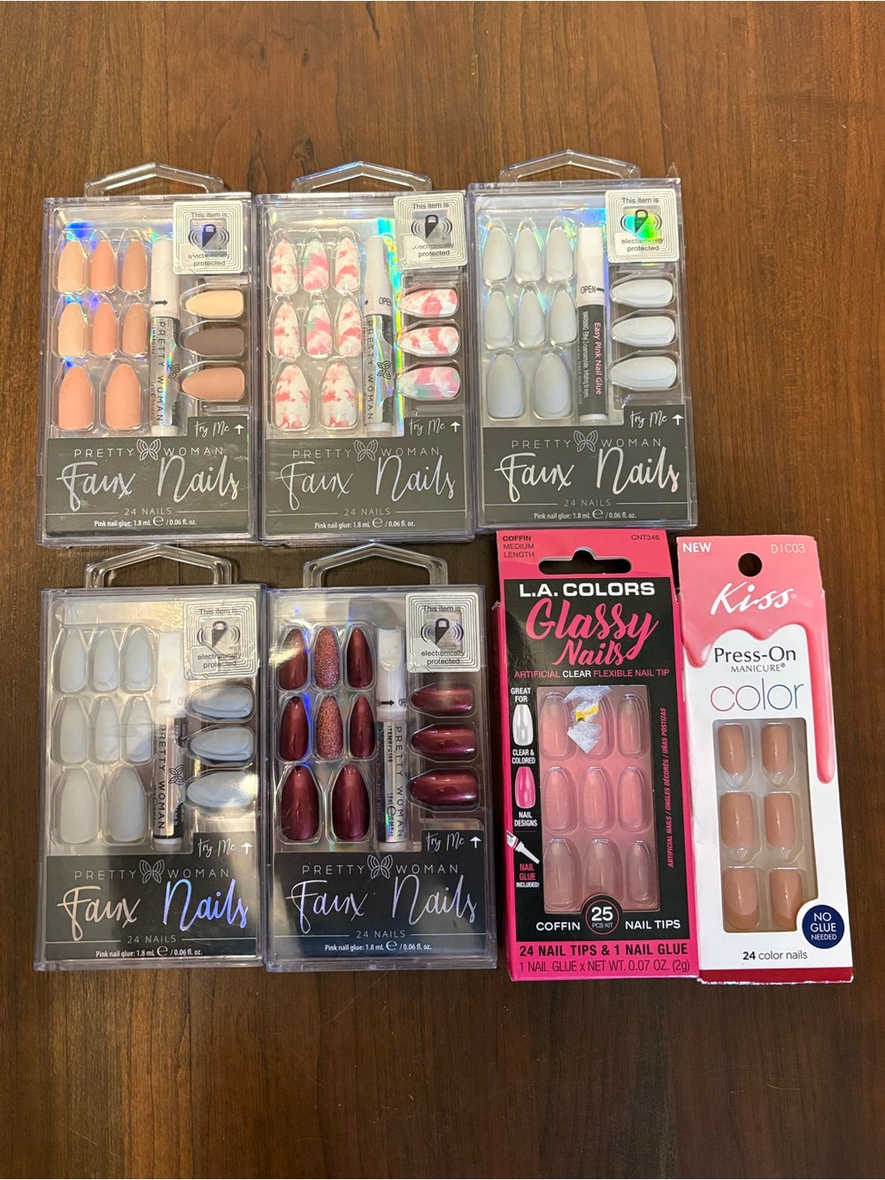 7 Sets of Assorted Press on Nails